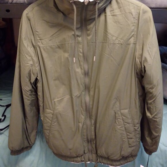 UGG Kayleigh Reversible Hoodie Jacket - Picture 2 of 11